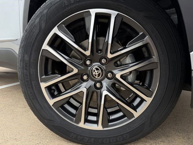 New 2026 Toyota Corolla Cross XLE image 10