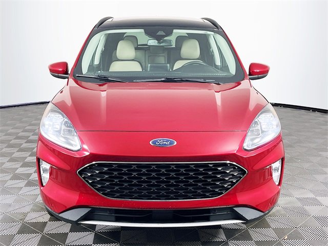 Used 2022 Ford Escape Titanium w/ Class II Trailer Tow Package image 3