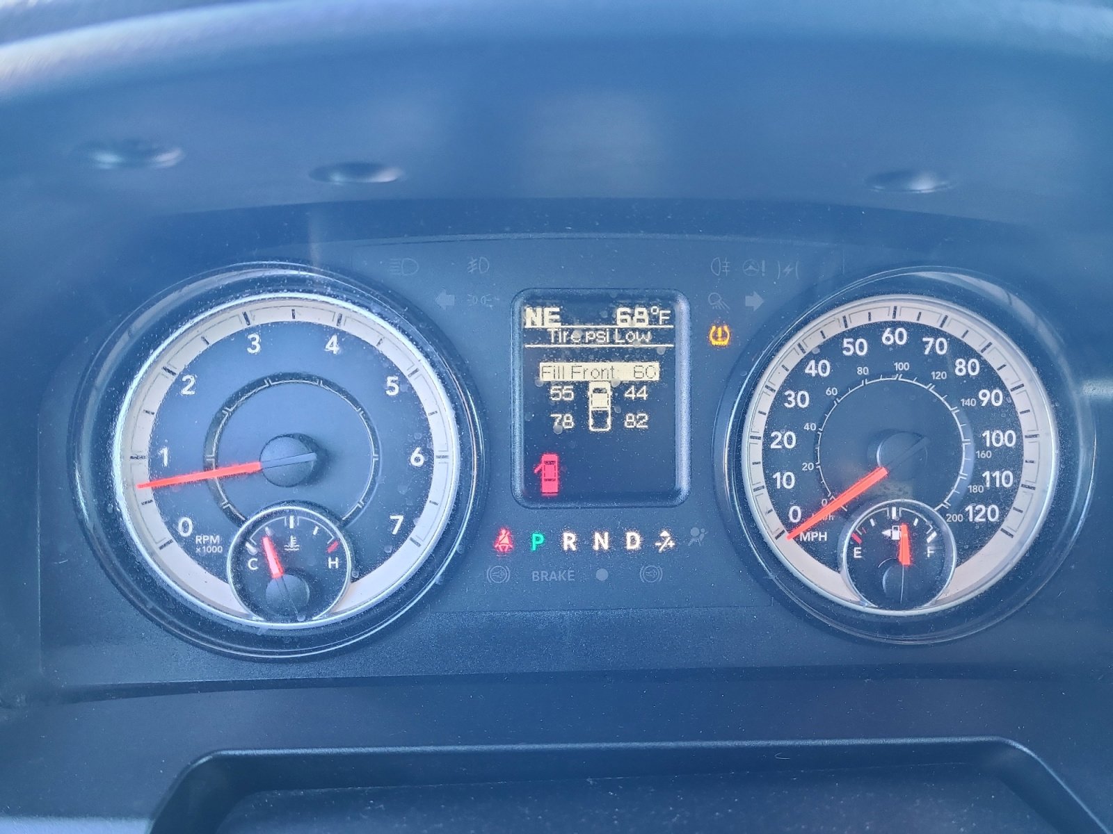 Used 2018 RAM 2500 Tradesman w/ Chrome Appearance Group image 17