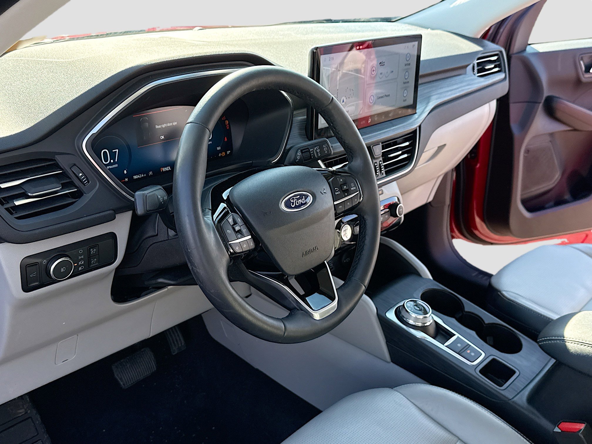 Certified 2023 Ford Escape Platinum image 4