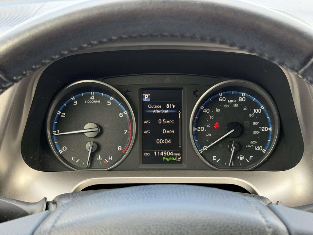 Used 2018 Toyota RAV4 XLE AWD/4WD image 26