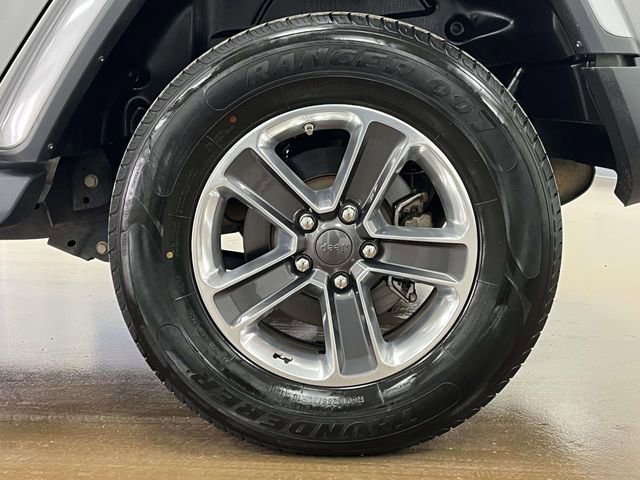 Used 2018 Jeep Wrangler Unlimited Sahara w/ LED Lighting Group image 11