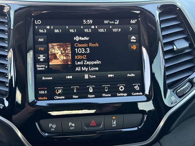 Used 2021 Jeep Cherokee Limited w/ Elite Package image 19