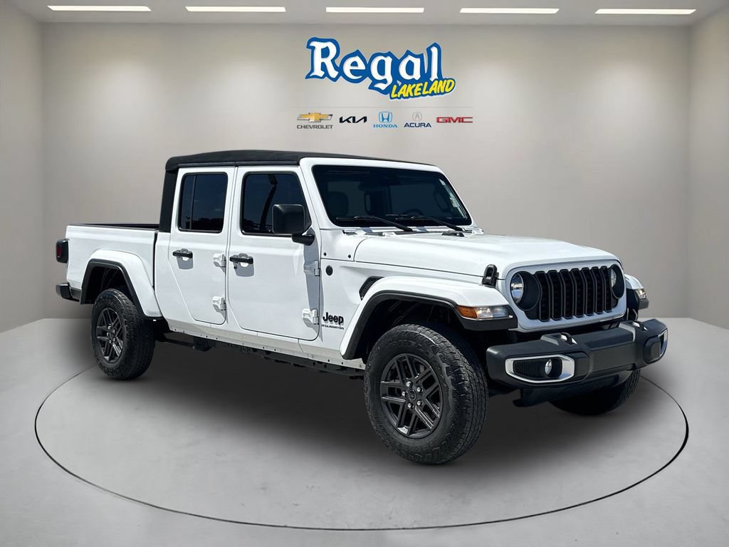 Used 2024 Jeep Gladiator Sport