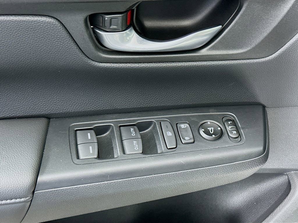 Used 2023 Honda CR-V EX image 18