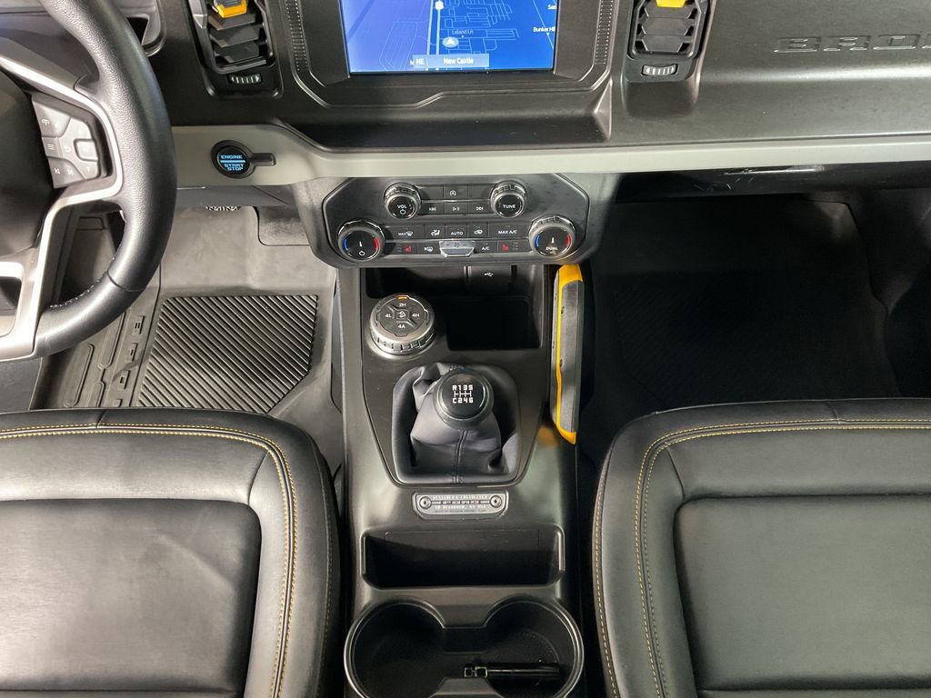 Used 2022 Ford Bronco Badlands image 14