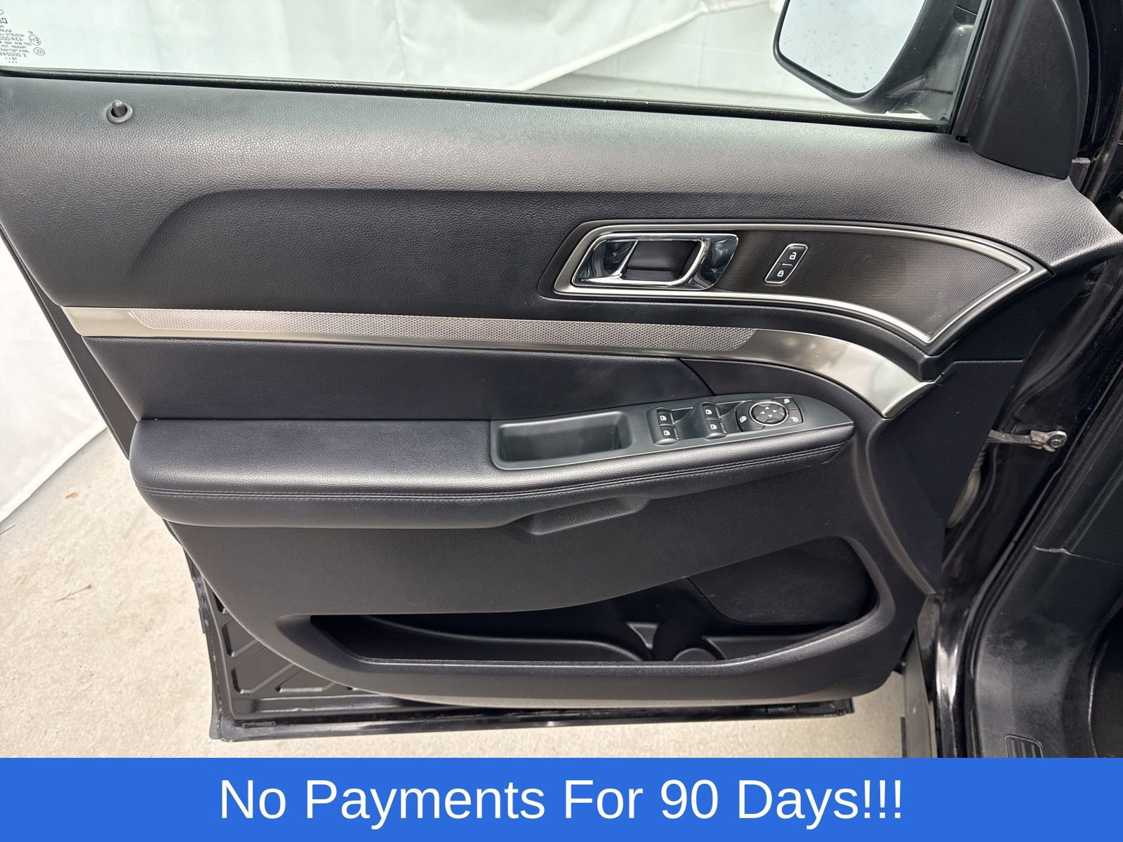 Certified 2019 Ford Explorer XLT w/ Equipment Group 202A image 12