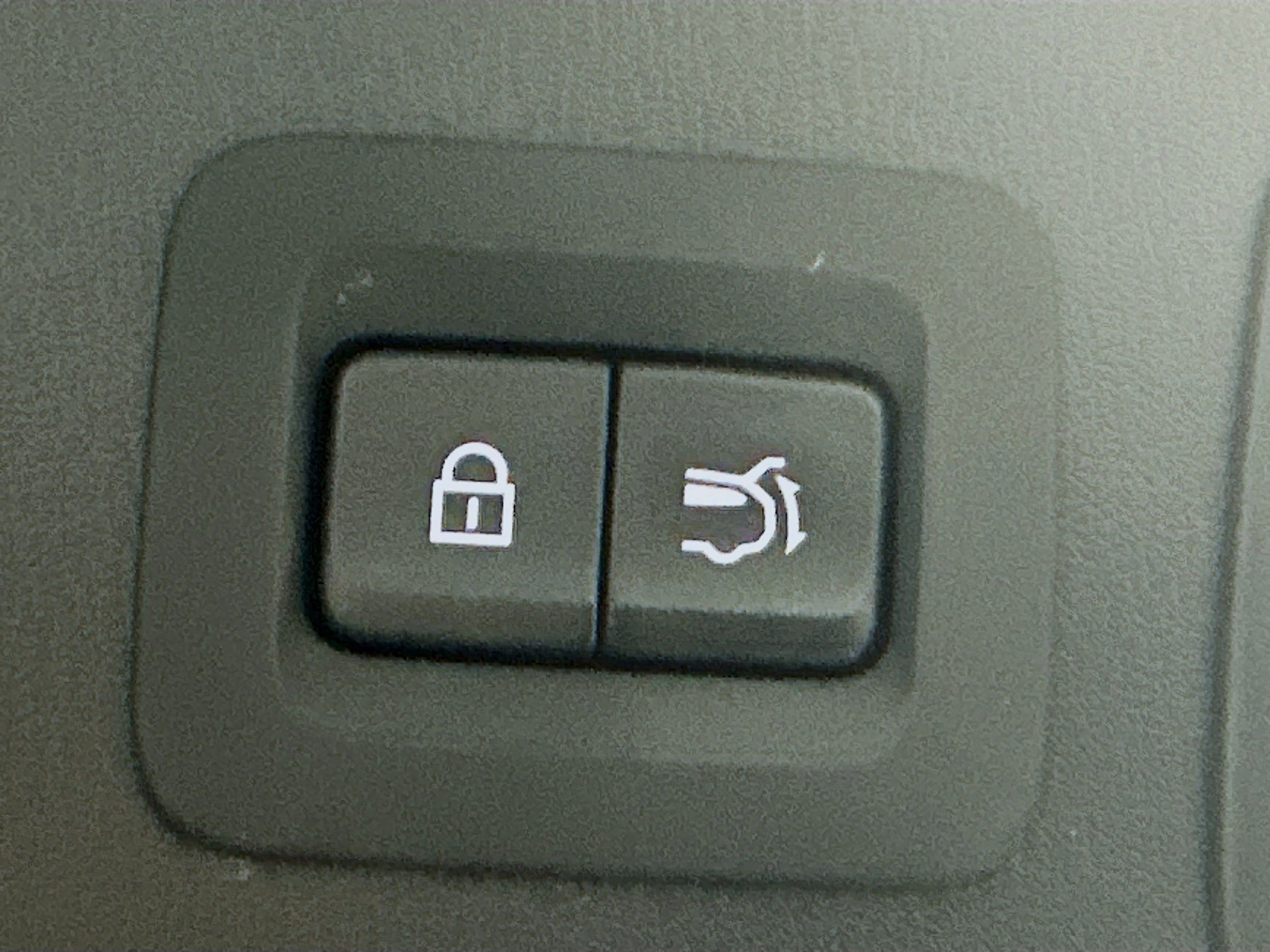 Used 2025 MAZDA CX-90 3.3 Turbo w/ Preferred Package image 33