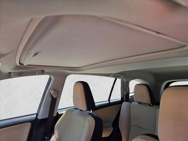 Used 2018 Toyota RAV4 XLE FWD image 13