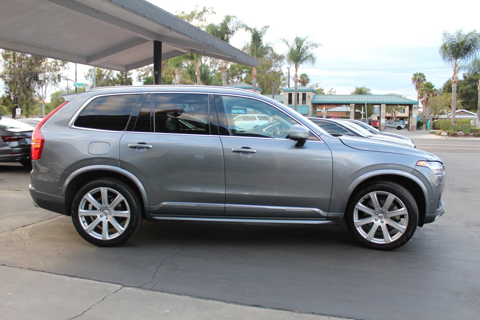 Used 2019 Volvo XC90 T6 Inscription w/ Protection Package Premier AWD/4WD image 6