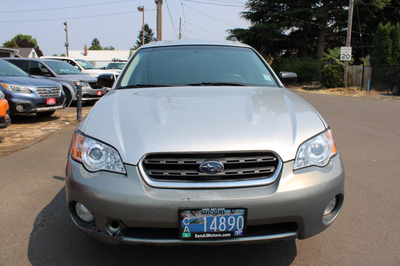 Used 2007 Subaru Outback 2.5i AWD/4WD image 2