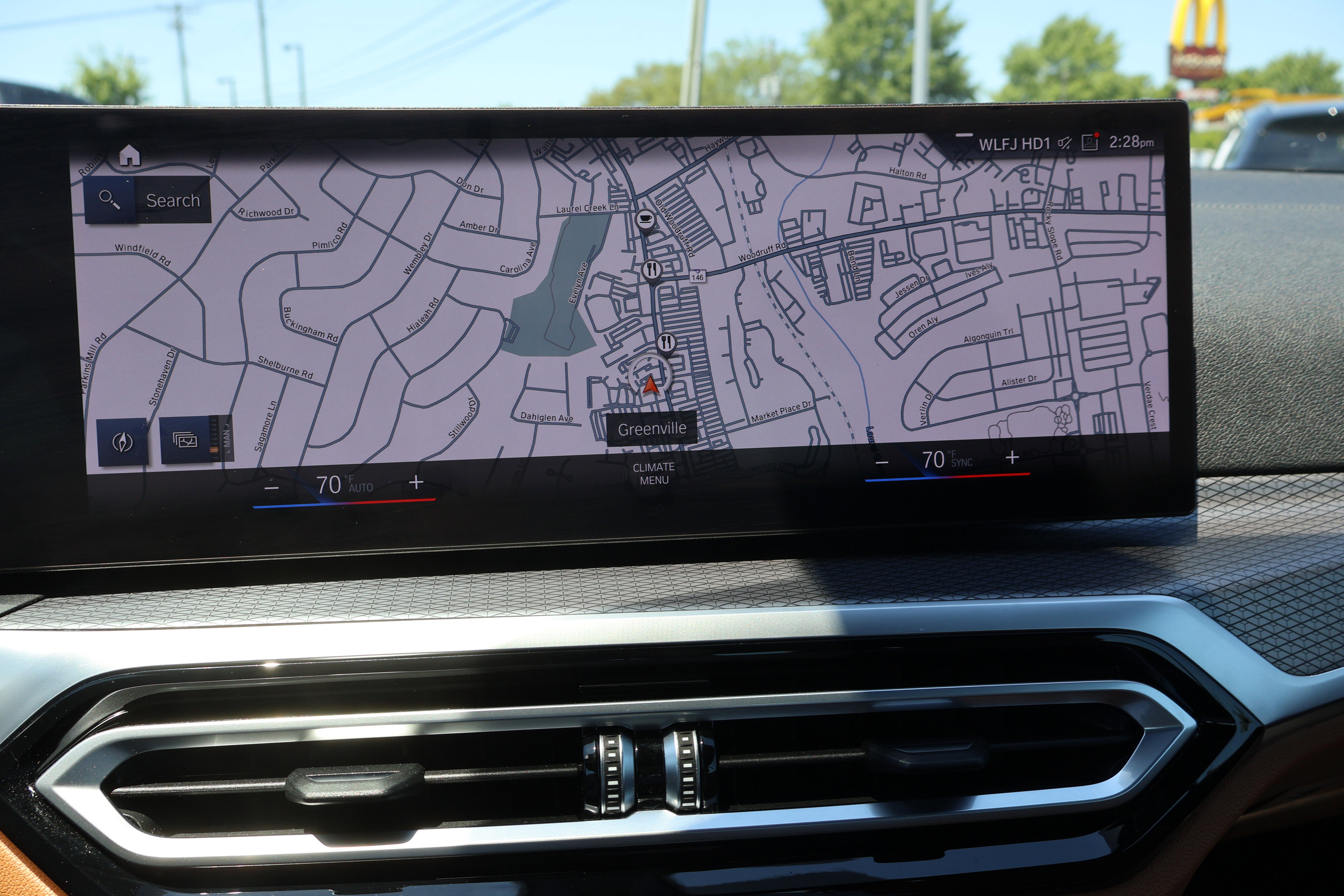 Used 2024 BMW 440i xDrive Convertible w/ Premium Package AWD/4WD image 25
