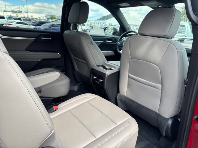 Used 2026 GMC Acadia Elevation w/ Elevation Premium Package AWD/4WD image 33