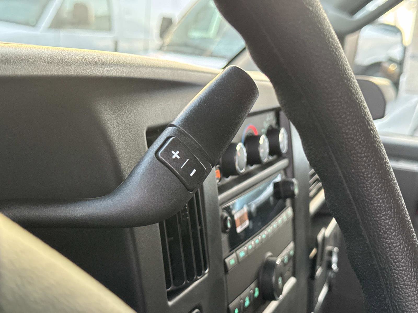 New 2026 Chevrolet Express 2500 w/ Driver Convenience Package RWD image 21