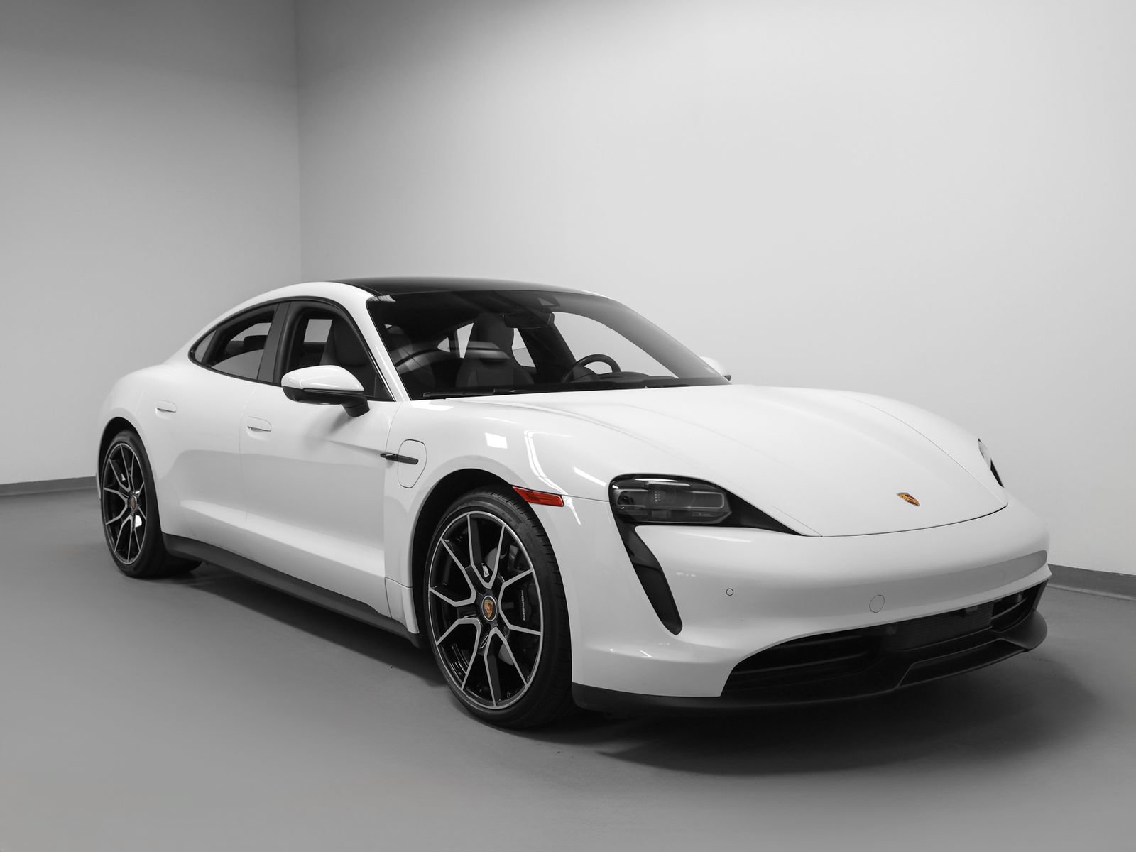 Certified 2023 Porsche Taycan RWD image 10