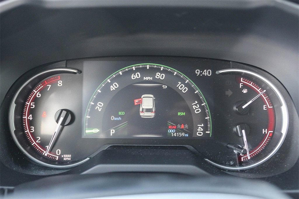 Used 2023 Toyota RAV4 XLE Premium image 23