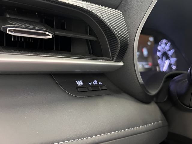 Used 2024 Toyota Highlander XSE FWD image 26