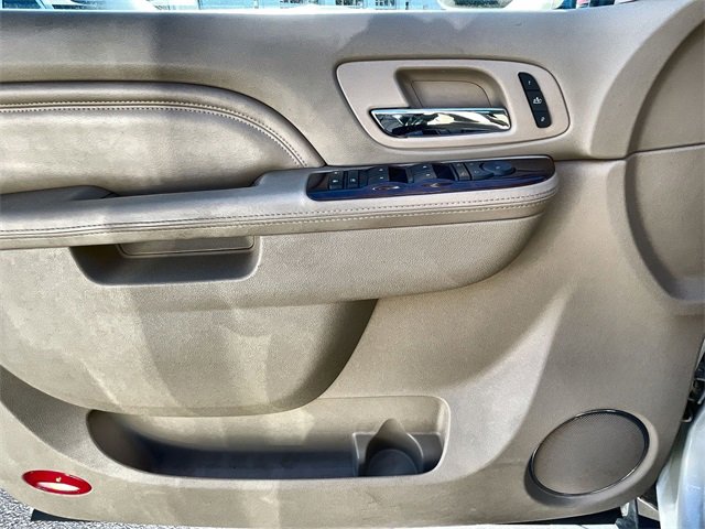 Used 2012 Cadillac Escalade EXT Premium image 22