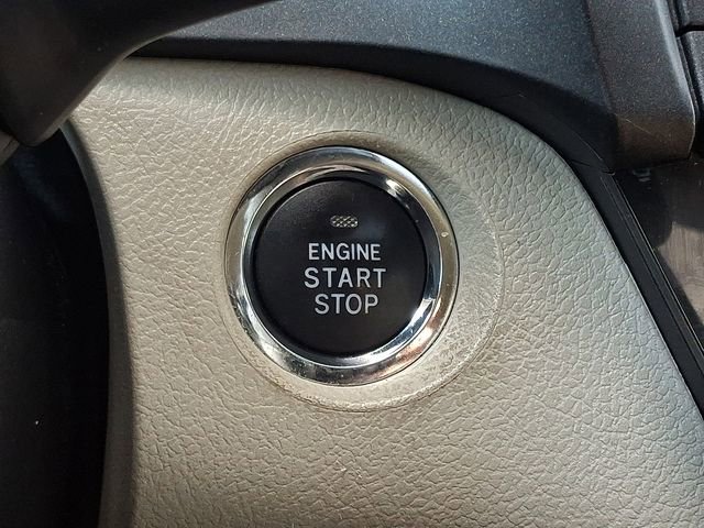 Used 2019 Toyota Sienna XLE w/ XLE Navigation Package AWD/4WD image 25