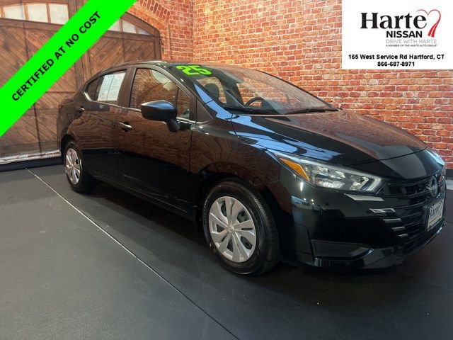 Certified 2025 Nissan Versa S w/ Trunk Package image 6