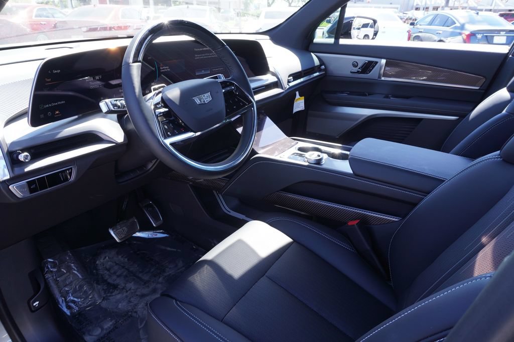 New 2026 Cadillac Vistiq Luxury AWD/4WD image 19