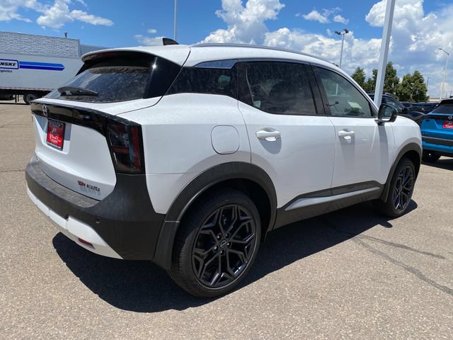 New 2026 Nissan Kicks SR w/ SR Premium Package AWD/4WD image 5