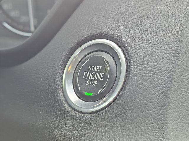 Used 2022 Cadillac XT4 Premium Luxury AWD/4WD image 27