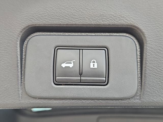Used 2023 Nissan Rogue SL image 35