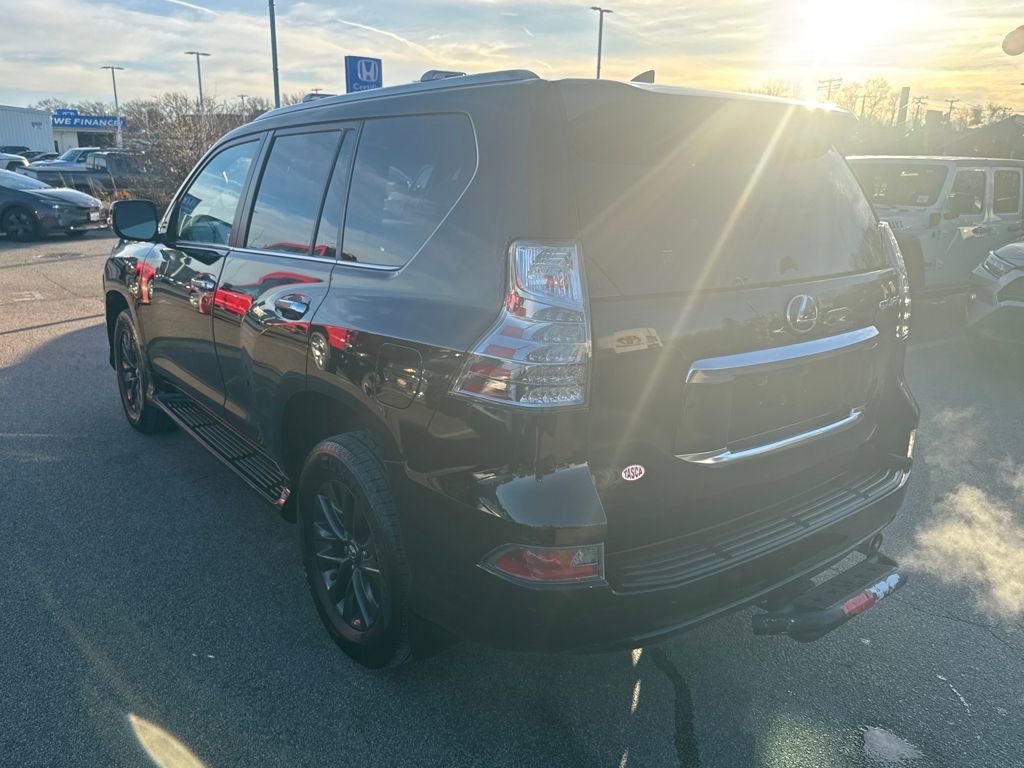 Used 2023 Lexus GX 460 Premium image 5