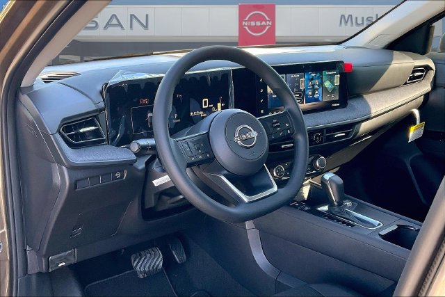 New 2027 Nissan Kicks S FWD image 6