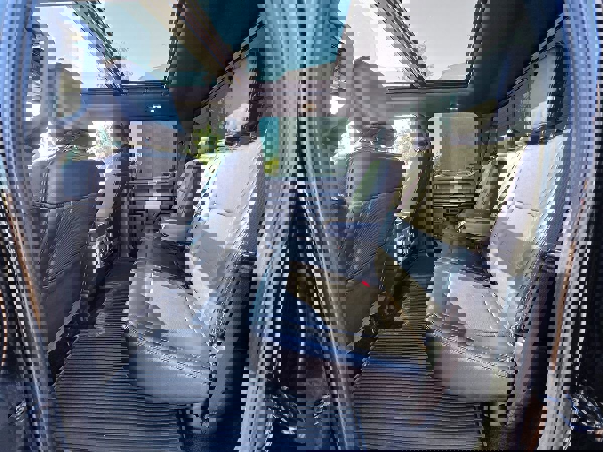 Used 2017 Ford F150 Lariat image 18