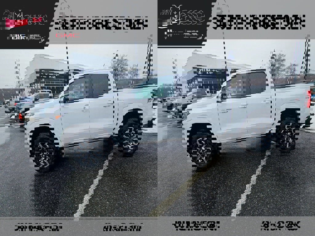 Used 2023 Chevrolet Colorado Z71 w/ Z71 Convenience Package 2 image 2