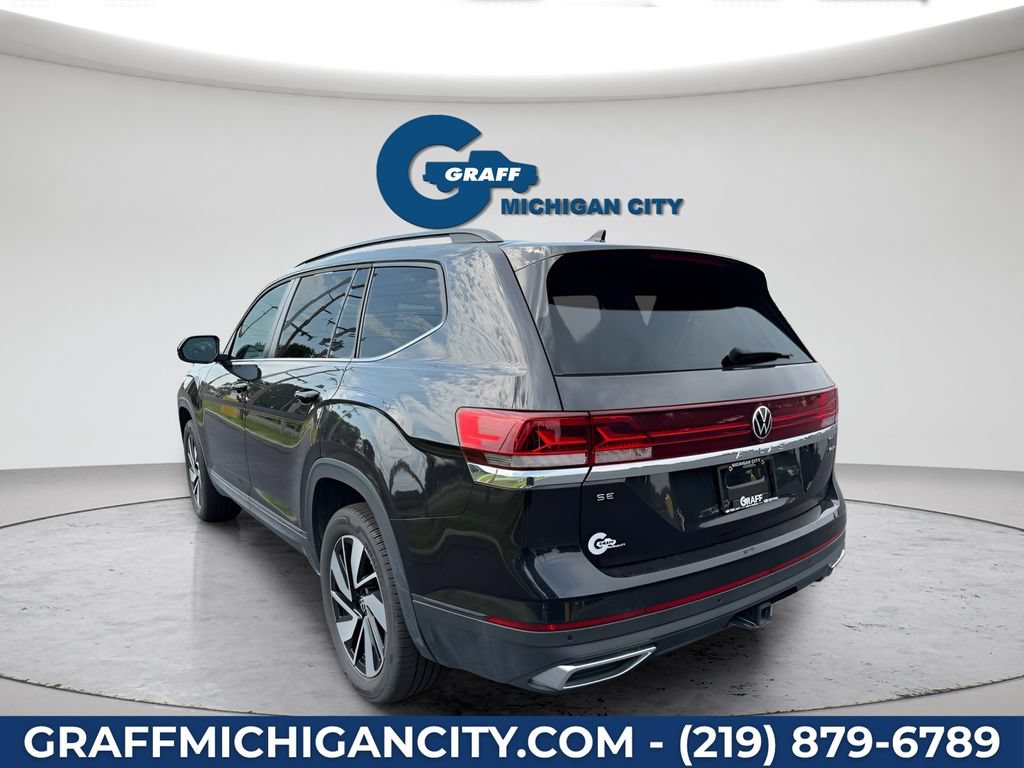 Used 2026 Volkswagen Atlas SE AWD/4WD image 3