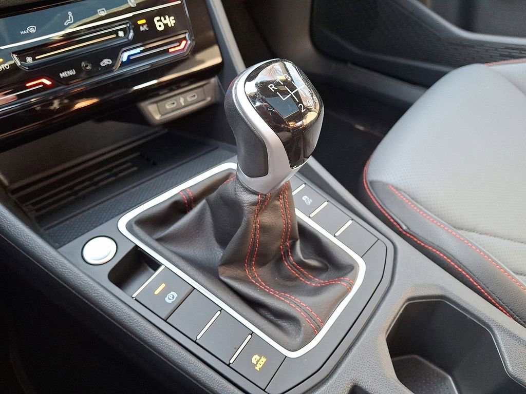 Certified 2025 Volkswagen Jetta GLI Autobahn image 16