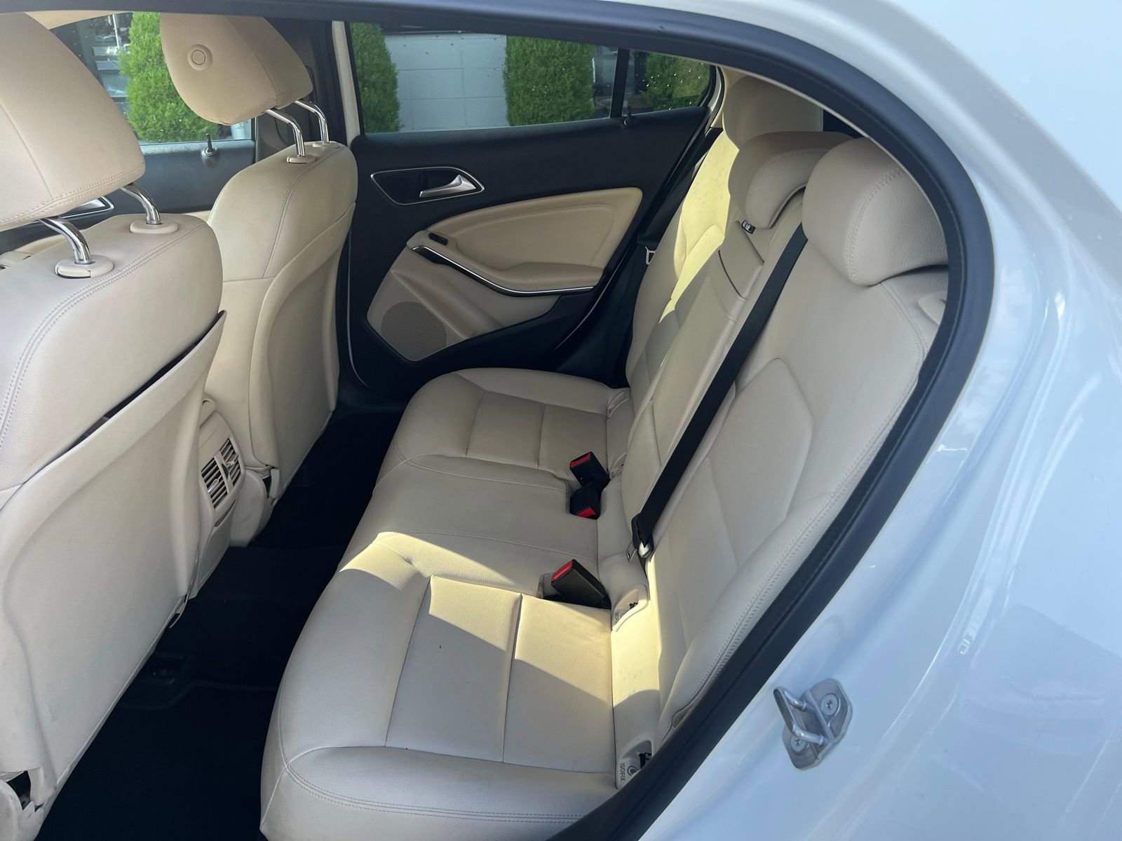 Used 2020 Mercedes-Benz GLA 250 4MATIC image 18