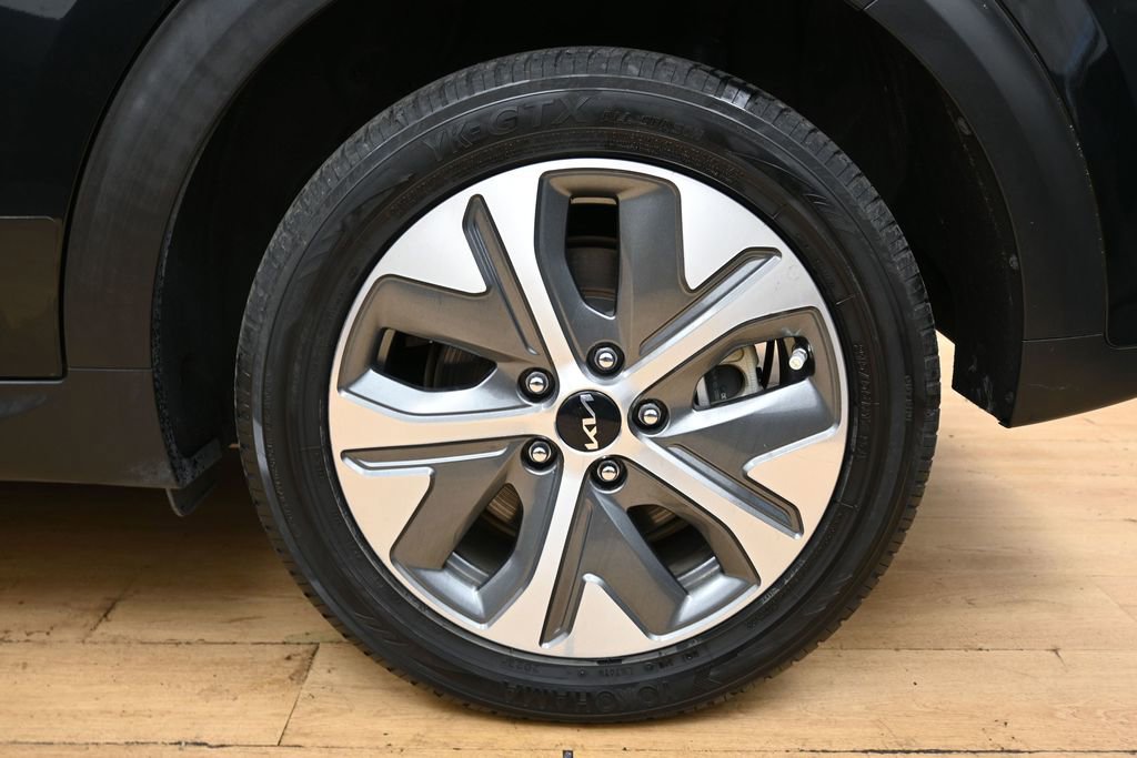 Used 2022 Kia Niro EX Premium FWD image 15