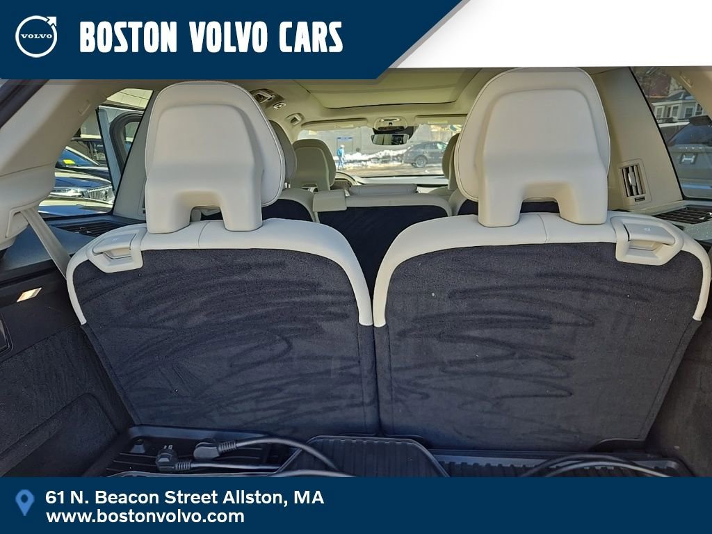 Used 2022 Volvo XC90 T8 Inscription image 12