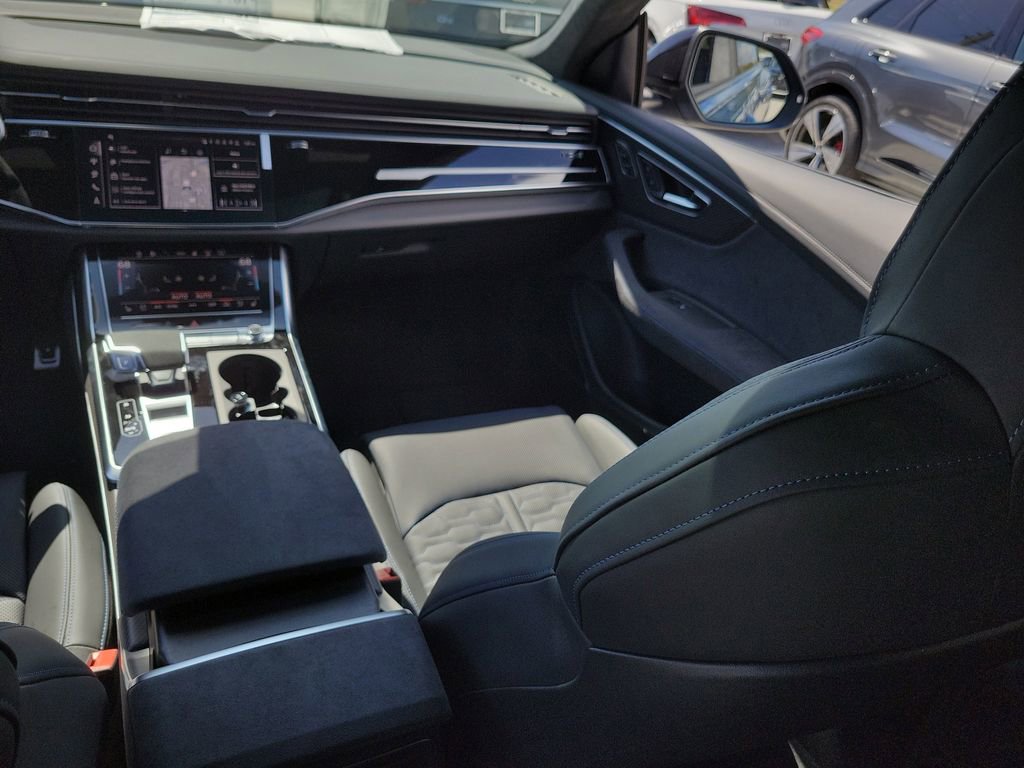 New 2026 Audi RS Q8 performance image 23