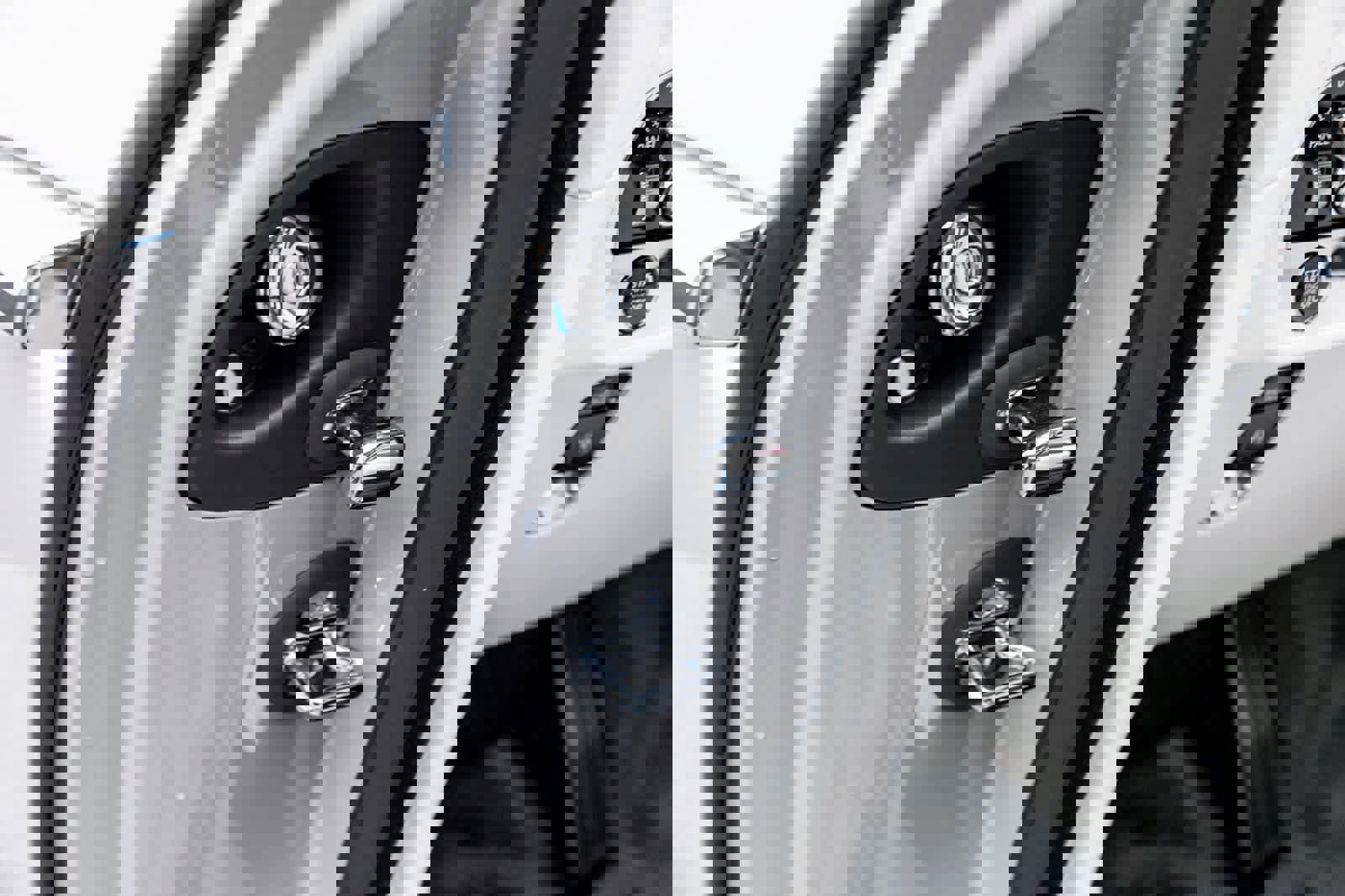 New 2025 Rolls-Royce Spectre image 36
