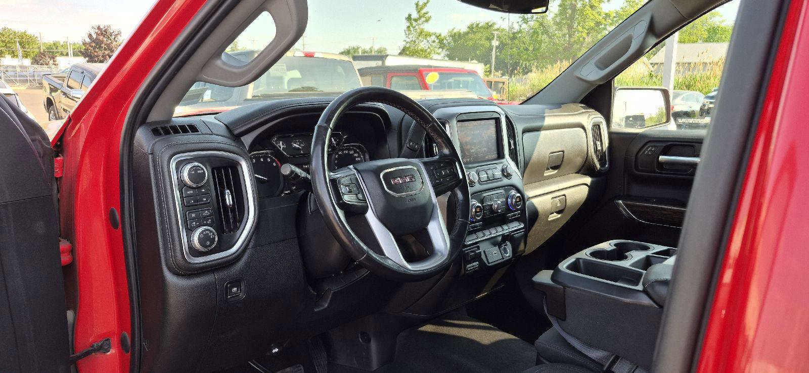 Used 2020 GMC Sierra 1500 Elevation w/ Elevation Value Package AWD/4WD image 9