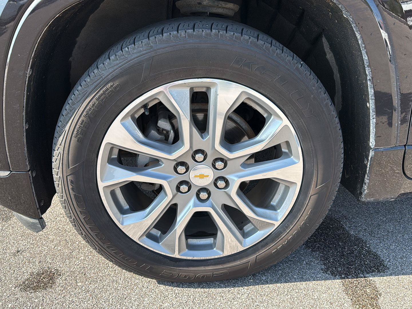Used 2018 Chevrolet Traverse Premier w/ Driver Confidence II Package FWD image 16
