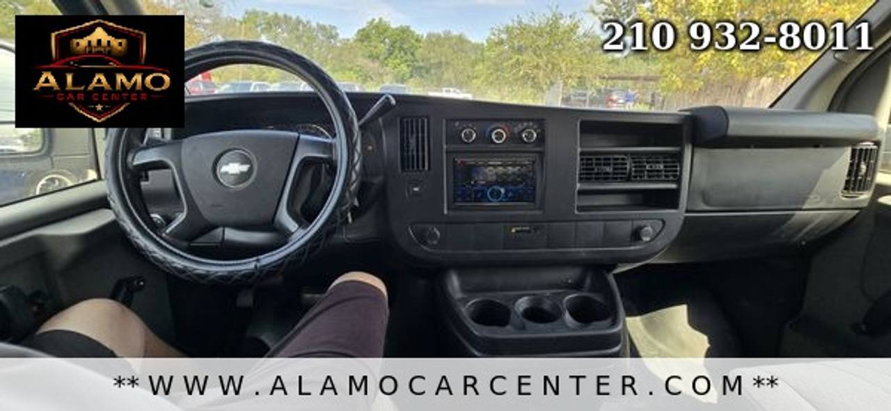 Used 2009 Chevrolet Express 1500 RWD image 30