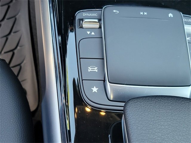 Certified 2021 Mercedes-Benz GLB 250 4MATIC image 25