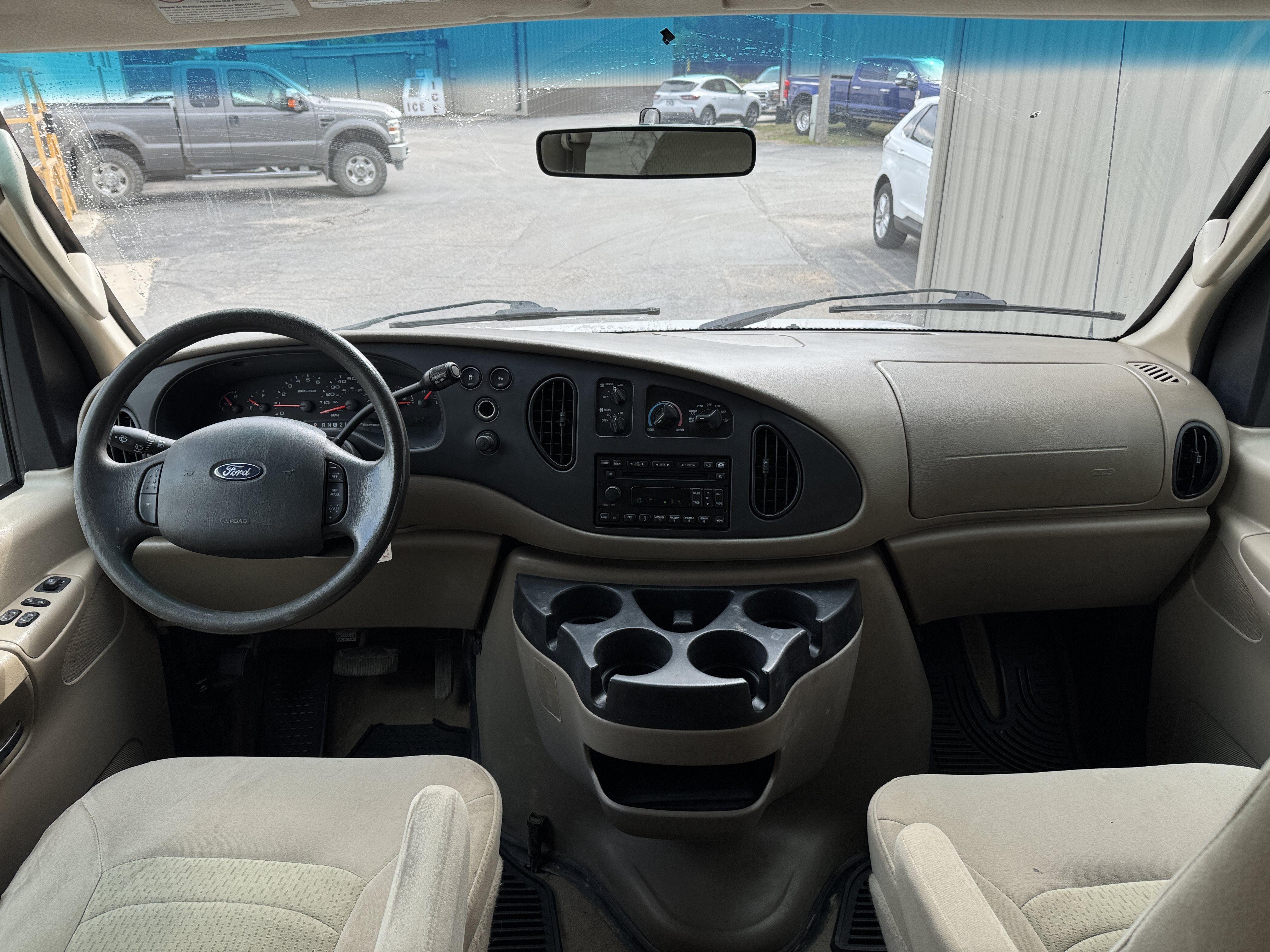 Used 2008 Ford E-350 and Econoline 350 XL RWD image 20