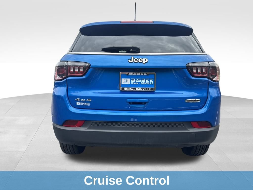 Used 2024 Jeep Compass Latitude image 6