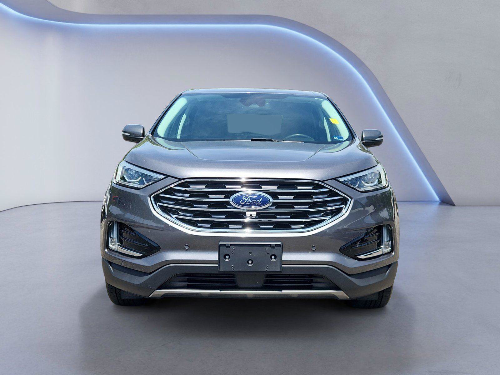 Used 2022 Ford Edge Titanium w/ Equipment Group 301A AWD/4WD image 8
