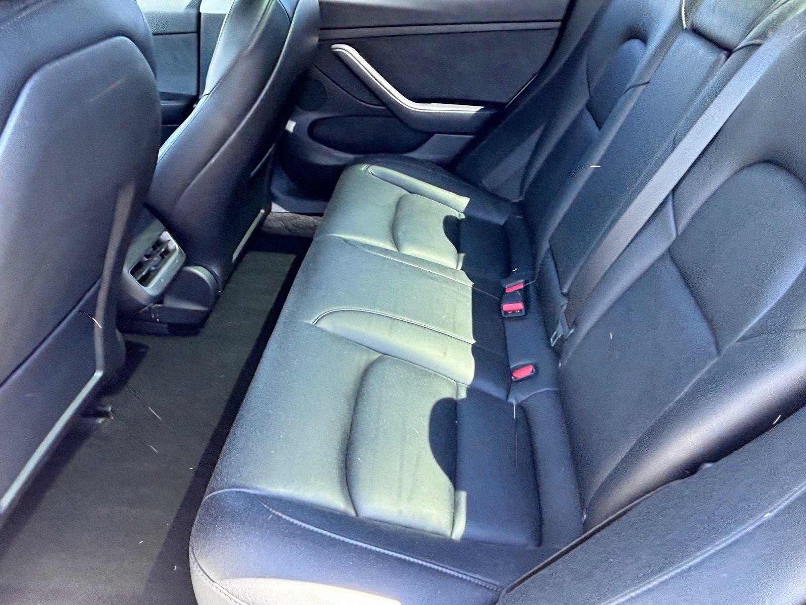 Used 2021 Tesla Model 3 Standard Range RWD image 16