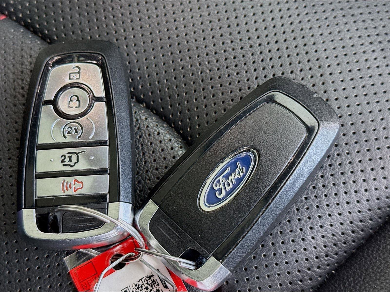 Used 2022 Ford Expedition Max Limited AWD/4WD image 19