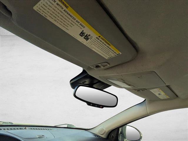 Used 2011 Chevrolet Cruze LS image 21