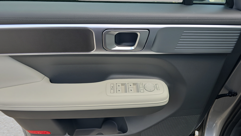 New 2026 Hyundai Santa Fe SEL AWD/4WD image 16